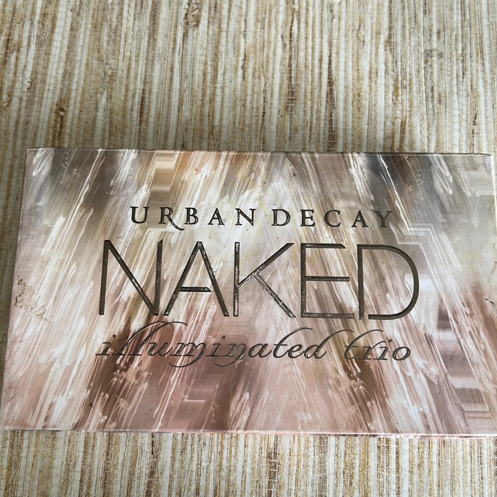 Urban Decay Naked Illuminated trio